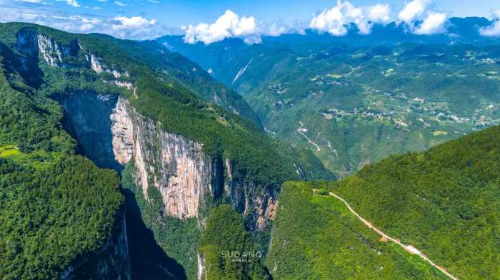 重庆奉节：因三峡大坝整体搬迁的县城，是一个被忽略的旅游胜地