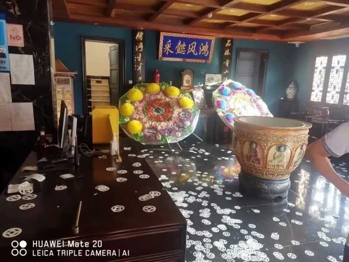 笑不活了！2023十大奇葩新闻，个个都是人才，肯定有你没看过的