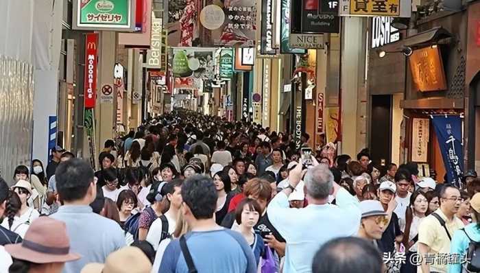 日本被彻底打脸了！上海飞日本机票仅8元无人问津，日本旅游遇冷