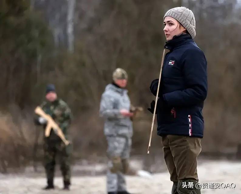 乌克兰美女嫁湖南小伙，结婚两月因不吃辣提分家，如今成人生赢家