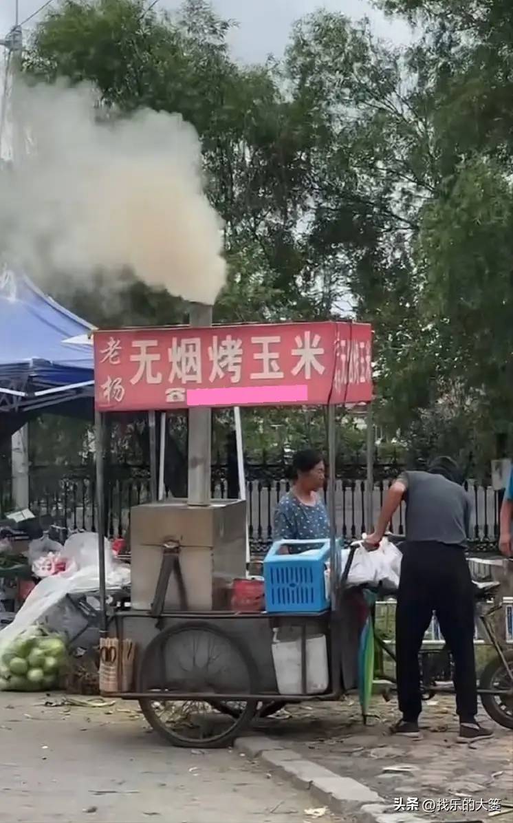 张小斐这身材称得上喜剧界第一人了吧，可惜火了之后也没有人捧。