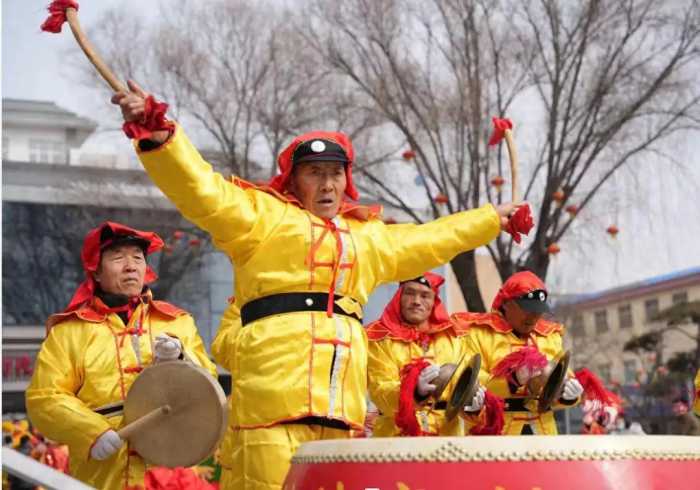 河北15岁少女饰演“观音”走红，一张“国泰民安脸”引网友盛赞