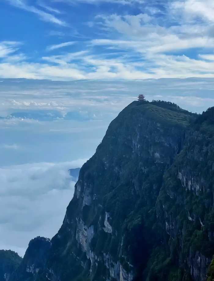 中国公认的最美10大名山，此生一定不要错过，你去过哪一座?