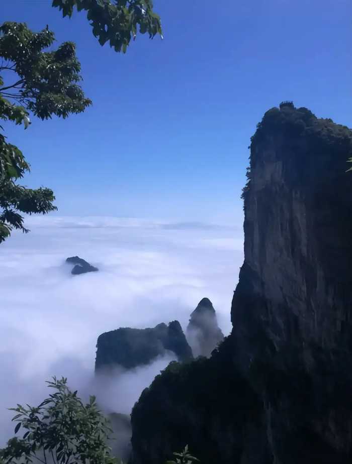 中国公认的最美10大名山，此生一定不要错过，你去过哪一座?