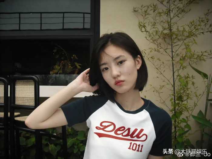 《城中之城》于和伟女儿什么来头？17岁亭亭玉立，脸上痣恐碍星途