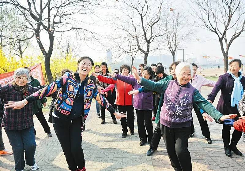 为什么老一辈经常吃剩菜却没事，而现在却不行，听听医生的建议