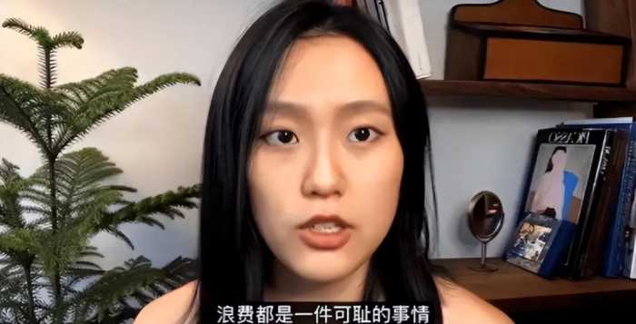 山东女孩苏一格：5年不用卫生巾，去厕所不用纸，却养300条蚯蚓！