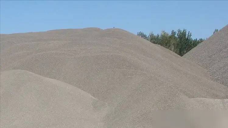 为何工地禁止搅拌混凝土，必须去搅拌站？那没有搅拌站怎么办呢？